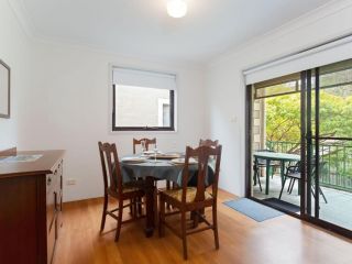 2 'Carindale', 19-23 Dowling Street - pool, tennis court, close to town Apartment, Nelson Bay - 5