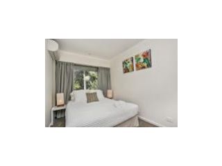 A PERFECT STAY - #2 James Cook Apartments Apartment, Byron Bay - 1