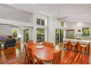 2 Naiad Court - Rainbow Shores - Pets welcome, wifi, walk to beach Guest house, Rainbow Beach - 3