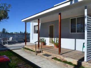 2 Rockpool Road Guest house, Tuncurry - 2