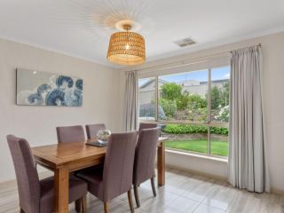 2 Ulonga Court Guest house, Normanville - 5