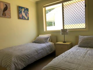 225 on Myall Guest house, Tea Gardens - 3