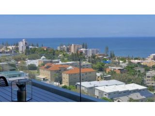 #24 K I G Heights, Kings Beach - Stunning Views Guest house, Caloundra - 2