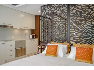 241 Santai - Balinese Resort Apartment by uHoliday Apartment, Casuarina - 3