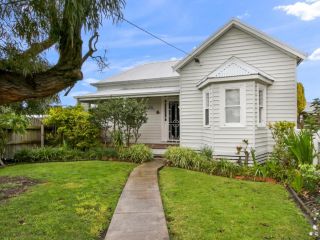 26 Church Guest house, Lakes Entrance - 2