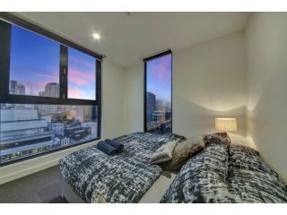 2BR Suites on Bourke, Perfect Location, Views Apartment, Melbourne - 1