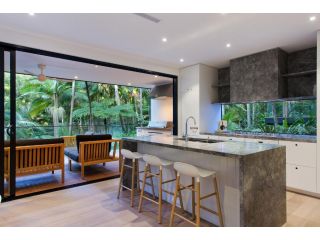 Luxury rainforest retreat, Little Cove Guest house, Noosa Heads - 5
