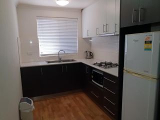 Mt.Lawley Superb 2 BR location Comfort, style 3 Apartment, Perth - 4