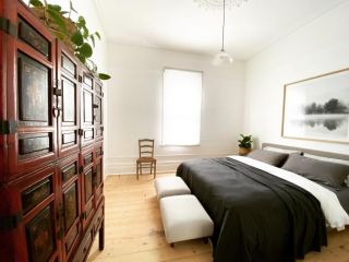 Castlebar - Superior Boutique Accomodation - Steps to Pakington Street Guest house, Victoria - 3