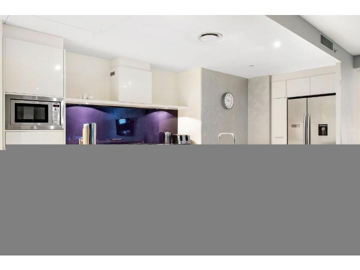 3 Bedroom 3 Bathroom Sub Penthouse - Sleeps up to 10 guests - Circle on Cavill Apartment, Gold Coast - imaginea 19