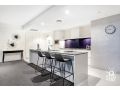 3 Bedroom 3 Bathroom Sub Penthouse - Sleeps up to 10 guests - Circle on Cavill Apartment, Gold Coast - thumb 9
