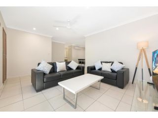 3 bedroom central home Guest house, Townsville - 1