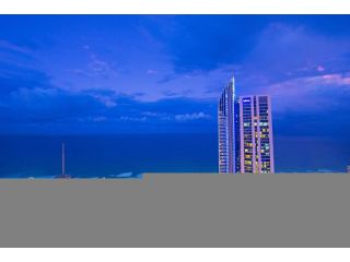 3 Bedroom Sub Penthouse Ocean SPA - Sleeps up to 10 guests - Circle on Cavill Apartment, Gold Coast - 1
