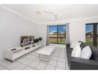 3 bedroom home Guest house, Ross River - 4