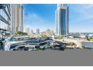 3 Bedroom SPA Apartment - Centre of Surfers Paradise - Circle on Cavill AMAZING!! Apartment, Gold Coast - 1
