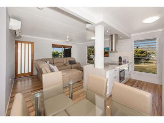 3 Bedroom home near the airport Guest house, Townsville - 4