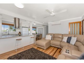 3 Bedroom home near the airport Guest house, Townsville - 1