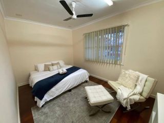 3 BR Family Home with AC / Parking, close to beach Apartment, Western Australia - 1