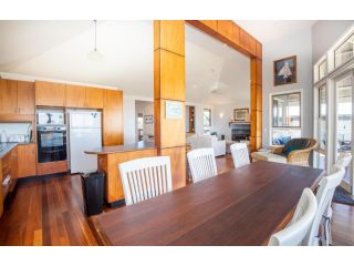 3 BUOYS - ocean views, fireplace, 3 bed, 2 bath Guest house, Point Lookout - 4