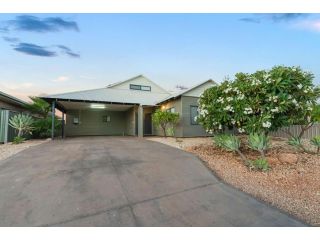 3 Kestrel Place - PRIVATE JETTY & POOL Guest house, Exmouth - 5