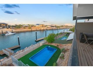3 Kestrel Place - PRIVATE JETTY & POOL Guest house, Exmouth - 4