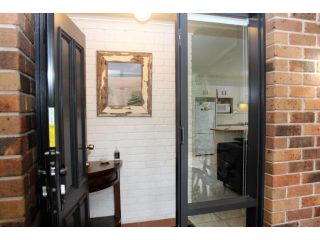 3 Melaleuca - Linen included Guest house, Elizabeth Beach - 1