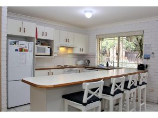 3 Melaleuca - Linen included Guest house, Elizabeth Beach - 3