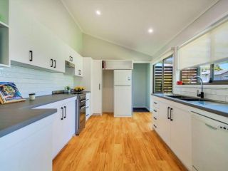3 Minute Walk to Collingwood Beach Pet Friendly and Stylish Guest house, Vincentia - 4