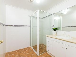 3 'Peninsula Waters', 2-4 Soldiers Point Rd - Beautiful Air Conditioned Unit with Pool, Lift & WIFI Apartment, Soldiers Point - 3