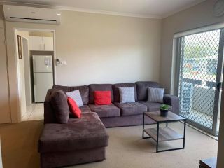 3 'Silvana Court', 26 Ajax Avenue - neat unit with air conditioning Apartment, Shoal Bay - 1