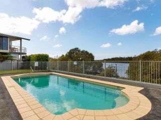 3 The Pier on The Myall River Guest house, Tea Gardens - 1