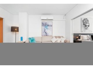 304 Superior One Bedroom - big beautiful Apartment, Perth - 1