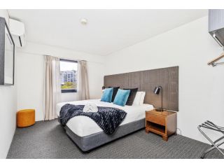 321 Heaven on Hay - sleeps 4 - no parking Apartment, Perth - 2