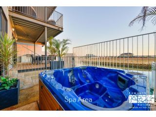 33 Inggarda Lane - PRIVATE JETTY & SPA Guest house, Exmouth - 1