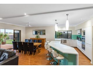 34 Gnulli Court Guest house, Exmouth - 3