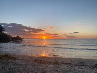 35 Flinders Ave Guest house, North Stradbroke Island - 5
