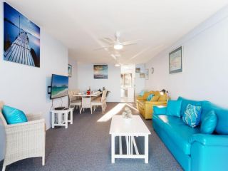 4 'Harbourside' 3-7 Soldiers Point Road - ground floor on the waterfront Apartment, Soldiers Point - 3