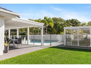 4 Oceanmist Court, Noosa Waters Guest house, Noosaville - 1