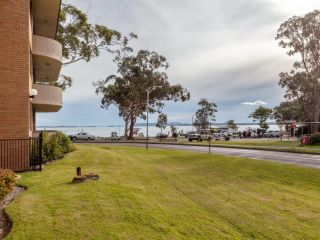 4 'Villa Ellisa', 10 Columbia Close - beautiful unit with beautiful water views at Little Beach Apartment, Nelson Bay - 1