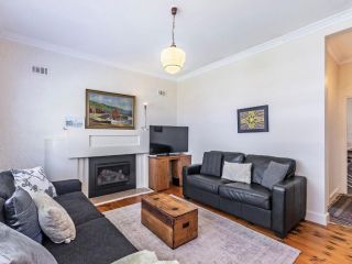 40 Campbell Guest house, Port Fairy - 4