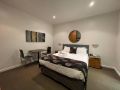 408 Lovely one BR ex hotel ensuite room in city Apartment, Adelaide - thumb 7