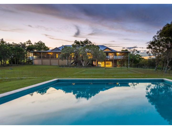 Tranquilo Beach House Villa, Woolgoolga - imaginea 2