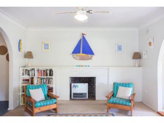 45 Golf Ave - Superb Location Guest house, Mollymook - 3