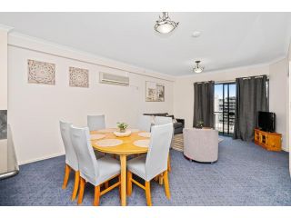 46 Hay St Hideaway Central sleeps 4 plus parking Apartment, Perth - 4