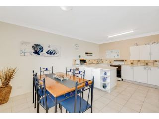 5/18 Endeavour Parade - Riverfront Tweed Heads Apartment, Tweed Heads - 3