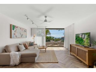 5 Alicante Stunning Renovated Apartment Apartment, Sunshine Beach - 2