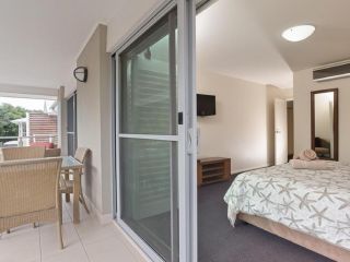 516 Pacific Blue 265 Sandy Point Road with private plunge pool air conditioning and WIFI Aparthotel, Salamander Bay - 3