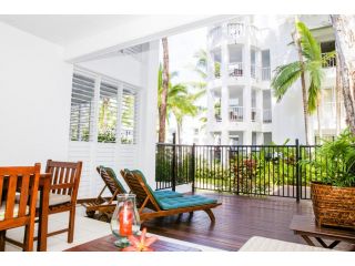 5313 BEACH CLUB CORAL SUITE Apartment, Palm Cove - 2