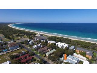 6 - 22 Bennet St, Hawks Nest Guest house, Hawks Nest - 1