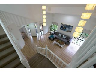 6 Bedrooms Contemporary Home Mill Park near SC Guest house, Victoria - 3
